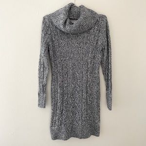LOFT Long Sleeve Sweater Dress Medium Gray and White